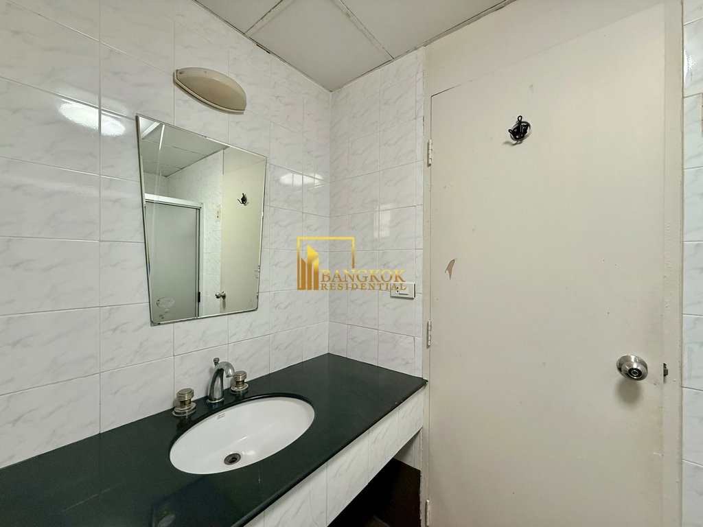 รูป Tai Ping Tower | Furnished 2 Bedroom Property in Ekkamai - BR61117CD - รูปที่ 17/28