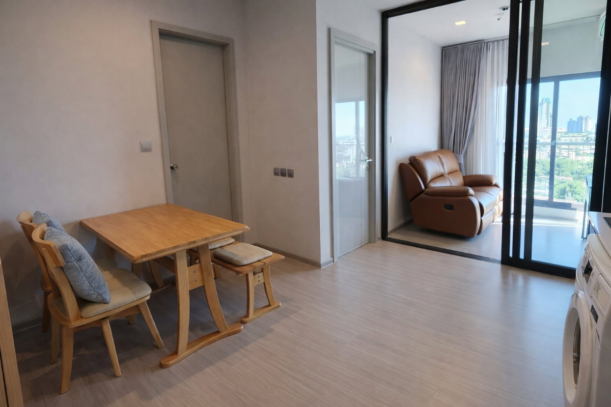 รูป ให้เช่า 🔥 Life Sukhumvit 62 | คอนโดหรู ส่วนตัวสูง | ใกล้ BTS บางจาก & ทางด่วนด่านสุขุมวิท 62 | ส่วนกลางลอยฟ้าสุดอลังการ | พร้อมอยู่ - รูปที่ 4/6