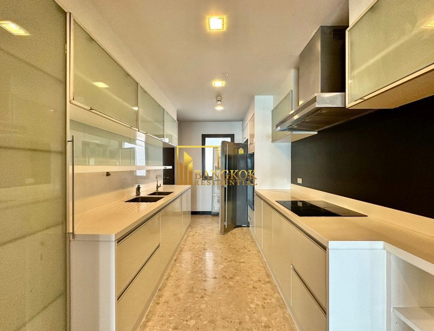 picture Sathorn Gardens | Beautiful 3 Bedroom Luxury Condo in Sathorn - BR6931CD - 10/46