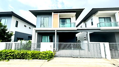 Houses for sale Rongpo Market : Single House for Sale in East Pattaya