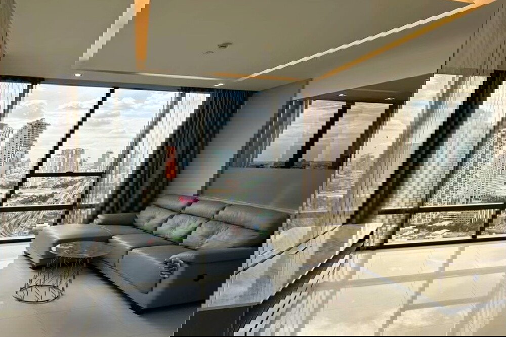 รูป 🔥 เช่าด่วน !! The Bangkok Sathorn, 2 ห้องนอน,2 ห้องน้ำ, วิวเมือง, ชั้นสูง 26++, ห้องขนาดใหญ่ !! 🔥 Code C20221201547 แต่งครบ, พร้อมเข้าอยู่ 📣📣 - รูปที่ 1/16