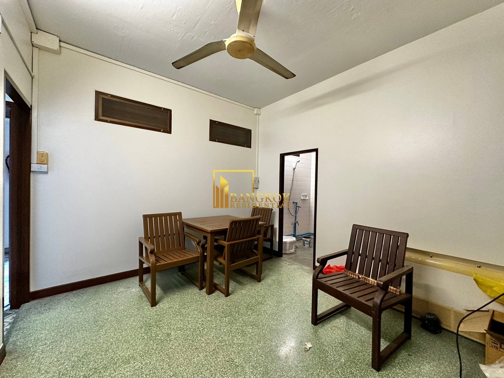 รูป Spacious 3 Bedroom Townhouse in Thonglor Area - BR28044SH - รูปที่ 34/40