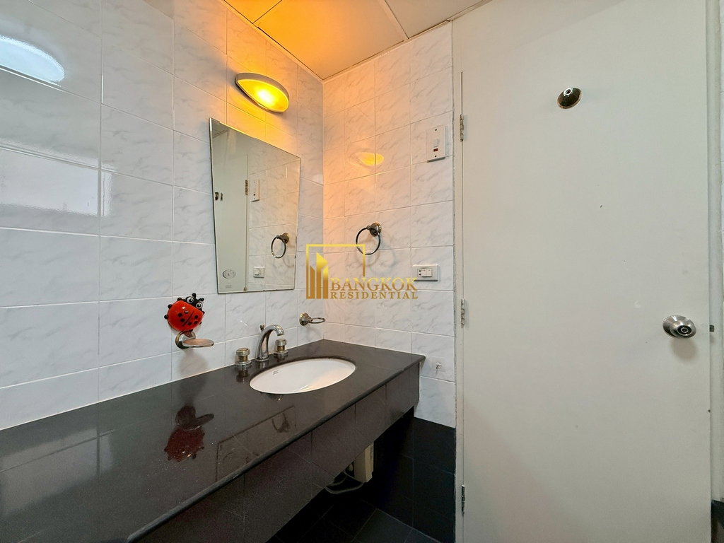 รูป Tai Ping Tower | Furnished 2 Bedroom Property in Ekkamai - BR61117CD - รูปที่ 13/28