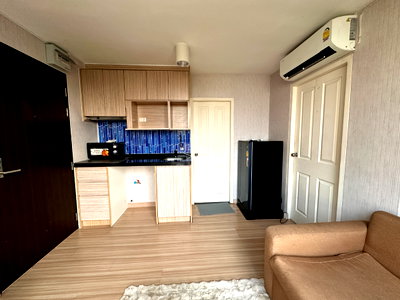 Condos for rent : Condo 1 Bedroom 1 Bathroom for rent Chateau In town sukhumvit 62/1 Close to BTS Bang Chak