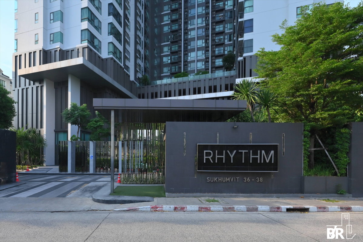 รูป 🔥 Hot Unit! ห้องรีโนเวทใหม่ ชั้นสูง วิวสวย เฟอร์ครบ - RHYTHM Sukhumvit 36-38 ใกล้ BTS ทองหล่อ - รูปที่ 1/6