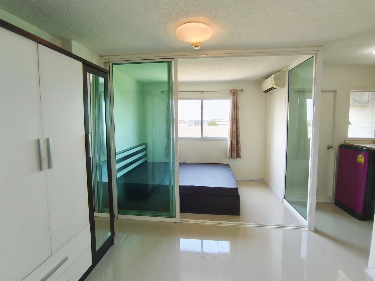 รูป ให้เช่าคอนโดลุมพินี ร่มเกล้า-สุวรรณภูมิ 6,000 บาท/เดือน - รูปที่ 6/16