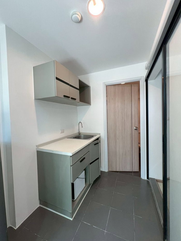 picture For rent: The Excel Groove 52 Soi Sukhumvit 105 - 13/17