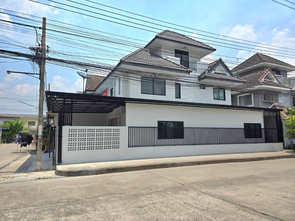 รูป ทาวน์เฮ้าส์ 3ชั้น ตกแต่งใหม่ ทำเลดี หมู่บ้านเมืองทรัพย์ธานี ซ.20 หลังมุมนอก ใกล้รถไฟฟ้า ซอยเลียบคลองสอง 25 คลองสามวา - รูปที่ 4/36