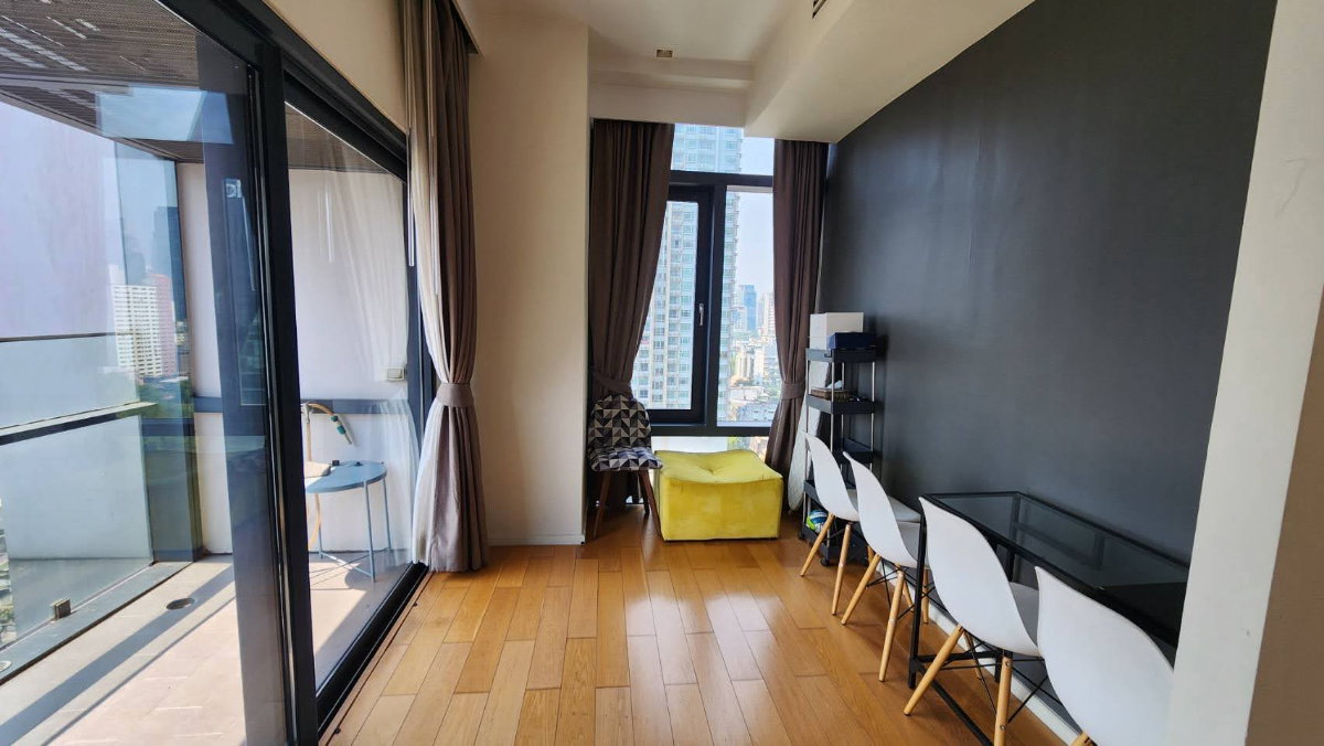 รูป ให้เช่า ✨Circle Living Prototype ✨ 2 ห้องนอน ขนาด 76.04 ตรม เฟอร์ครบพร้อมเข้าอยู่🥰 เดินทางสะดวกใกล้ MRT และ ARL 🚆 - รูปที่ 4/9