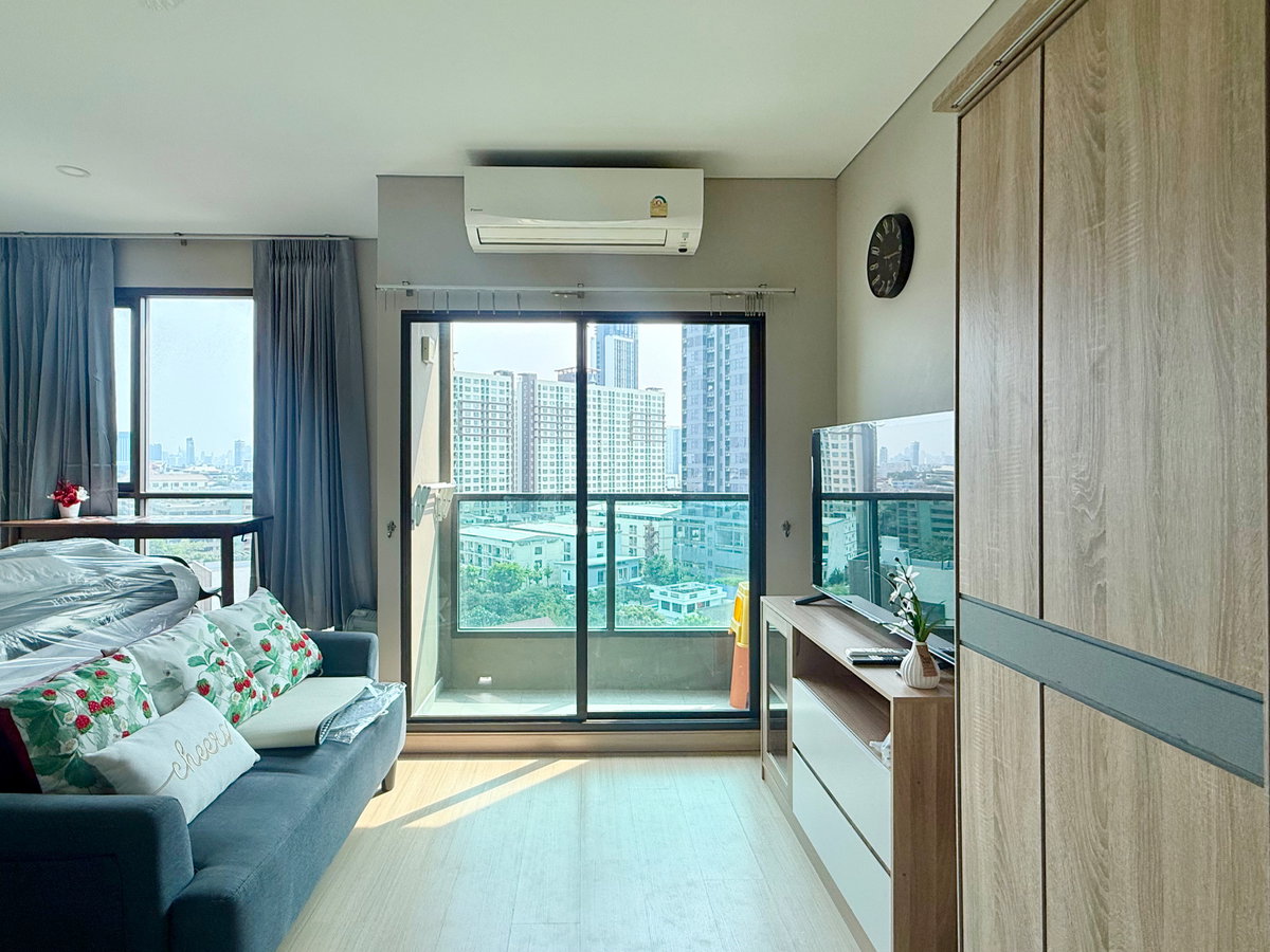 picture Hot Unit 🌈✨ Lumpini Park Phahol 32 (1 Studio , 24.5 Sqm.) 2.59 MB Call 092-2462653 Donut - 7/11