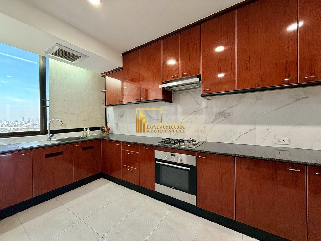 picture Ruamsuk Condominium | Spacious 3 Bedroom Property For Rent - BR60019CD - 11/52