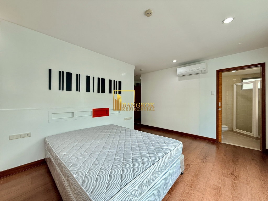 รูป Very Spacious 4 Bedroom Luxury Apartment in Phrom Phong - BR20691AP - รูปที่ 18/49
