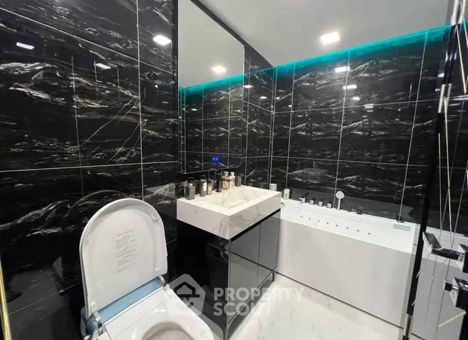 รูป คอนโด สตูดิโอ ที่ แกรนด์ โซแลร์ โนเบิล ใกล้ พัทยาใต้ (ID 2434678) - รูปที่ 4/13