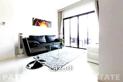 Condos for sale : 2 Bedroom 2 Bathroom 67 SQ.M Axis Condo