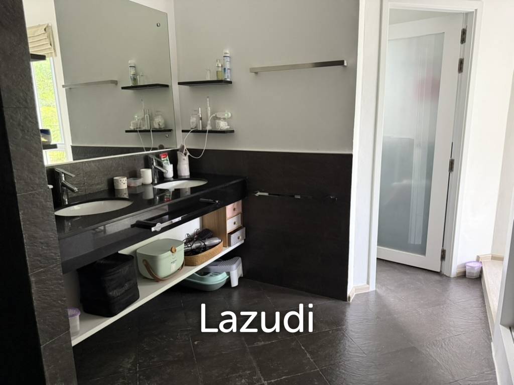 picture Spacious 2-Bedroom Condo For Sale In Pa Klok - 23/25