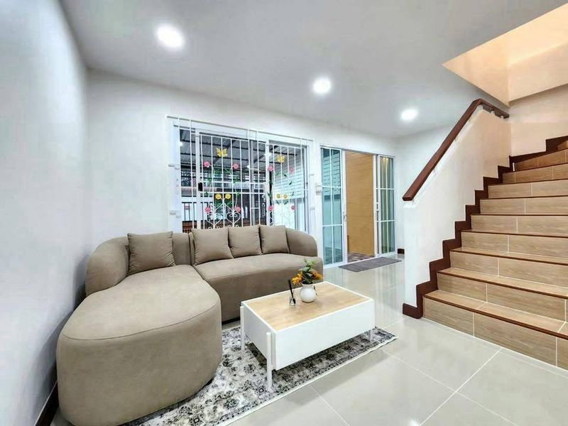 รูป ขายทาวน์โฮม ปาล์มวิลเลจ ใกล้นิคม เครือสหพัฒน์ ศรีราชา ชลบุรี - รูปที่ 8/9