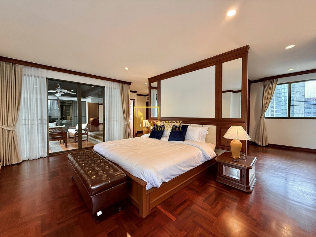 รูป Elegant 3+1 Bedroom Luxury Apartment in Phrom Phong Area - BR21391AP - รูปที่ 30/45