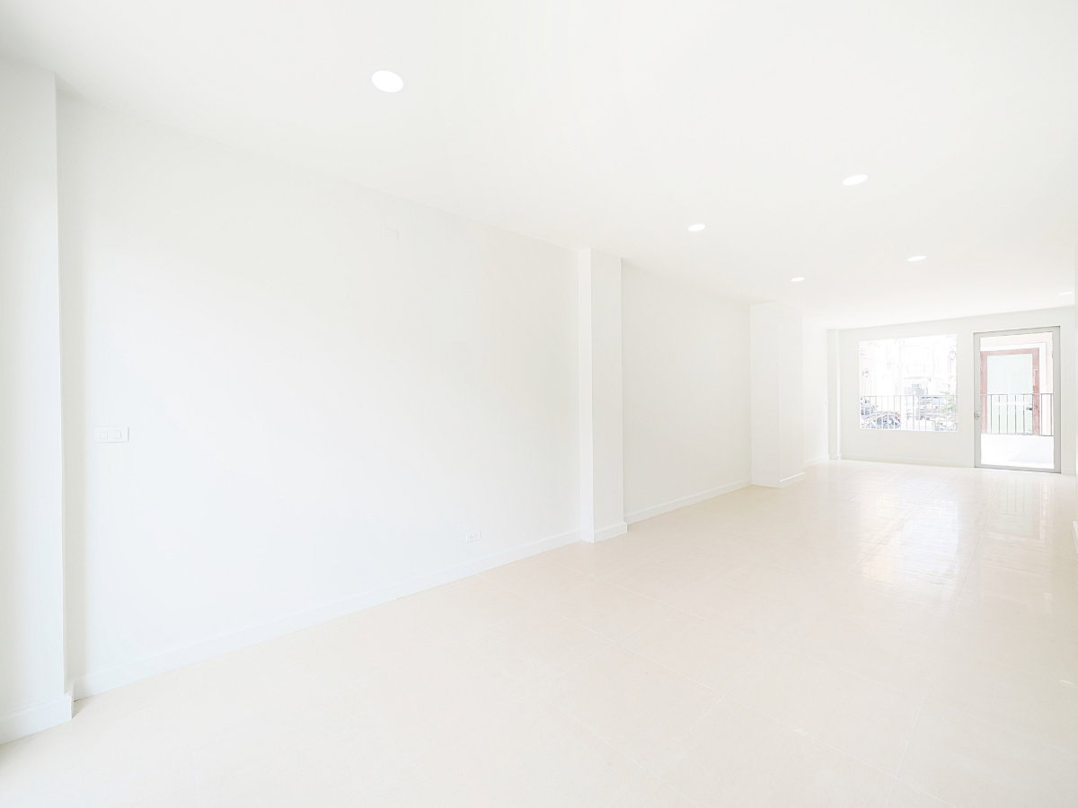 รูป Clearance Sale อาคารพาณิชย์ 3 ชั้น ม.เวนิสดิไอริส ขนาด 31.5 ตร.ว. 3นอน 3น้ำ ทำเลดีหลังมุม ตกแต่งใหม่ทั้งหลัง ต่อเติมเต็มพื้นที่ [วัชรพล – สุขาภิบาล5] - รูปที่ 12/41