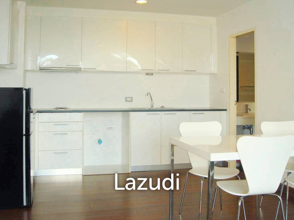 picture 1 Bed 1 Bath 50 SQ.M D 65 Condominium - 10/11