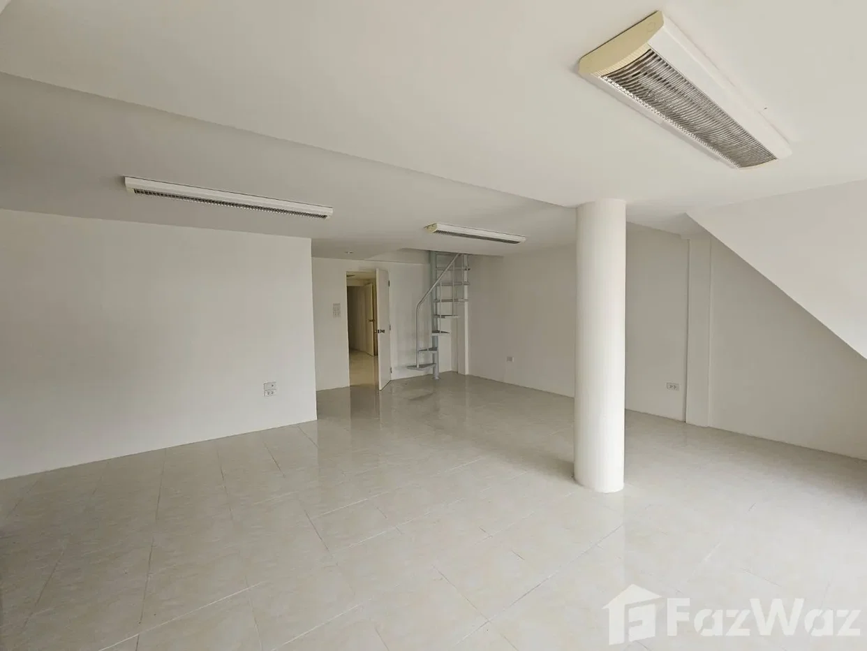 รูป บ้านเดี่ยวให้เช่า 4 ห้องนอน ใน คลองตันเหนือ, กรุงเทพมหานคร 1730874 - รูปที่ 24/30