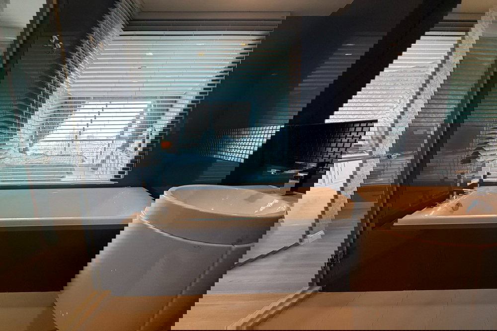 รูป ขาย- เช่า ! Rhythm Sathorn, ทำเลสาทรใกล้ BTS ! 2 นอน, 2 น้ำ, วิวแม่น้ำ, ชั้นสูง26+, ห้องทิศเหนือ!! Code C20260300025 แต่งครบ, ราคาพิเศษ!! - รูปที่ 14/18