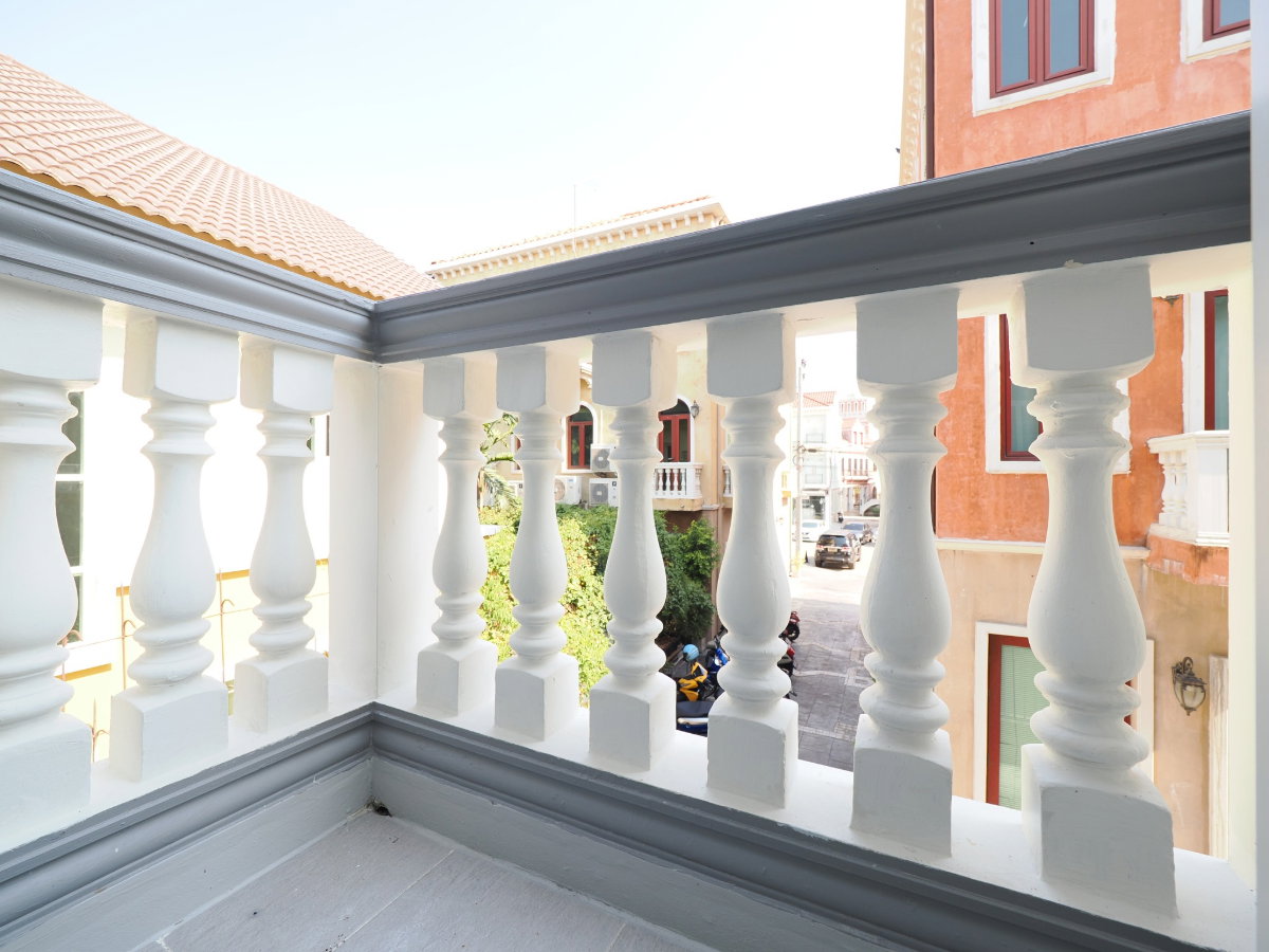 รูป Clearance Sale อาคารพาณิชย์ 3 ชั้น ม.เวนิสดิไอริส ขนาด 31.5 ตร.ว. 3นอน 3น้ำ ทำเลดีหลังมุม ตกแต่งใหม่ทั้งหลัง ต่อเติมเต็มพื้นที่ [วัชรพล – สุขาภิบาล5] - รูปที่ 18/41