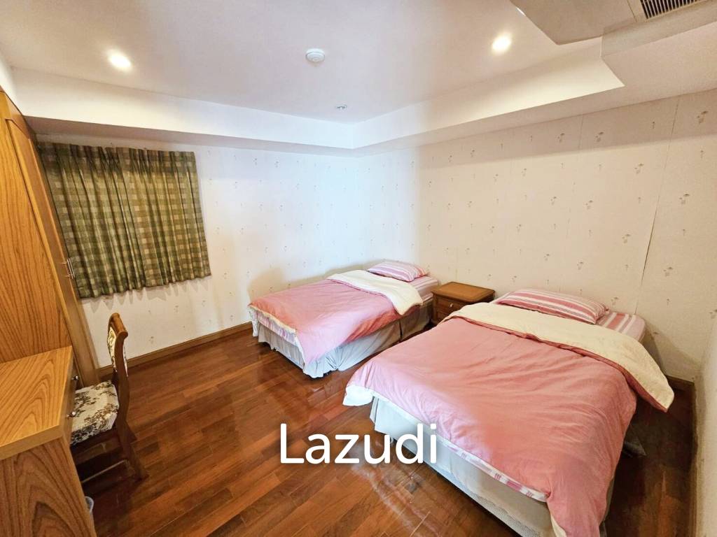 รูป 208.0 ตร.ม.  3 ห้องนอน  2 ห้องน้ำ คอนโดสำหรับ ขายใน ปากน้ำปราณ - รูปที่ 9/20