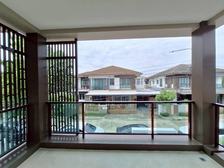 รูป ขายบ้านวัชรพล สายไหม “เศรษฐสิริ วัชรพล” 54.6 ตร.ว. หลังนี้สวยมาก พร้อมอยู่ทันที
ราคาเพียง 7,490,000 บาท - รูปที่ 13/20