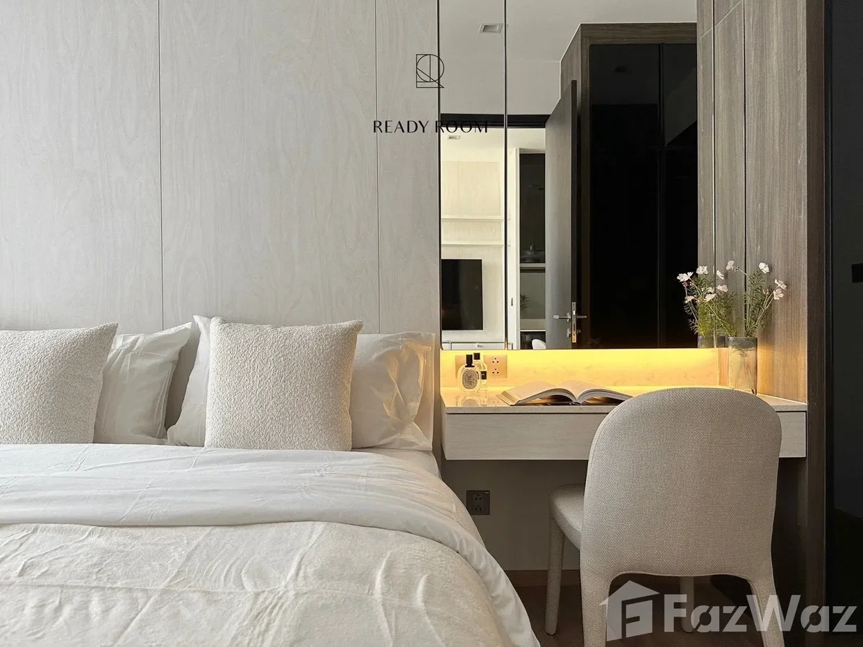 picture Noble Around Ari 6112201 - 10/10