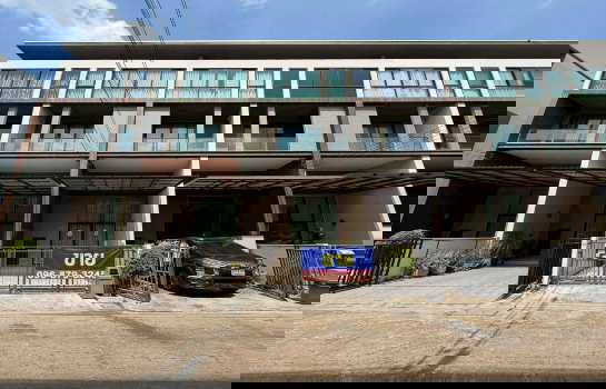 ขายทาวน์โฮม : ขาย ให้ เช่าด่วน !! ทาวน์เฮ้าส์ 3.5 ชั้น 20.1 ตรว บ้านกลางเมือง วิภาวดี 64