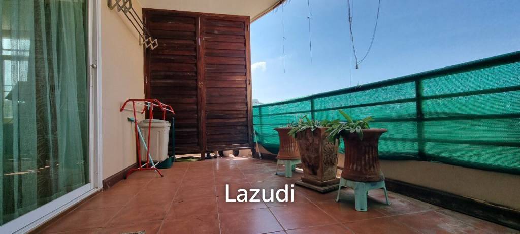 picture 1 Bed 1 Bath 203 SQ.M Executive Residence IV - 21/22