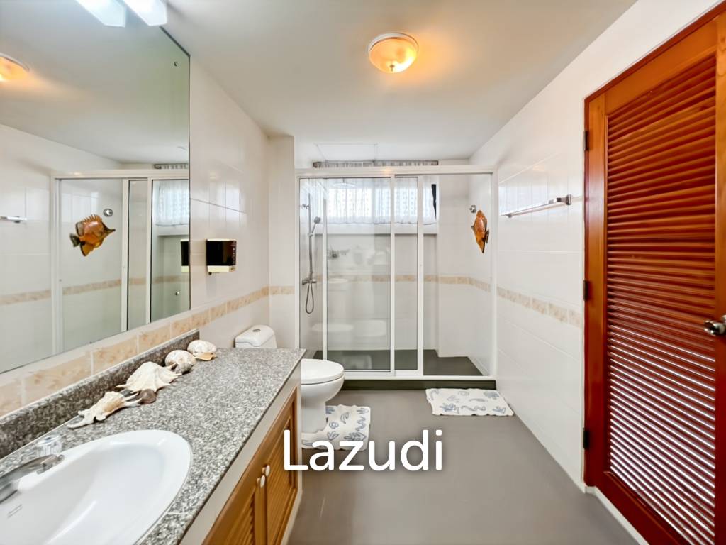 รูป คอนโดติดทะเล 2 ห้องนอนที่ Regent Villa Condo ชะอำ - รูปที่ 29/33