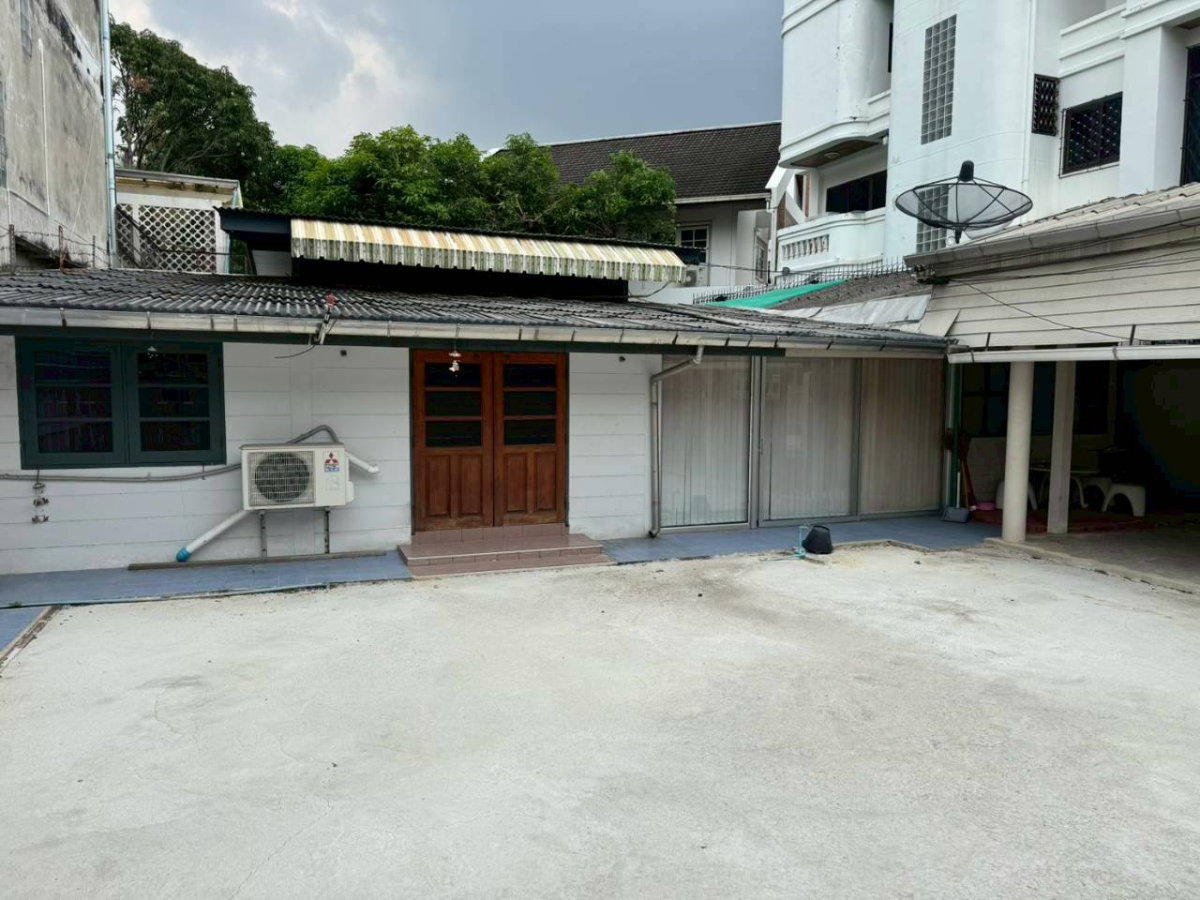 รูป ให้เช่าบ้านระยะยาว ในซอยสายลม (พหลโยธินซอย8)-ออกซอยพหลโยธิน 2 เชื่อมต่อพหลโยธิน-วิภาวดี - รูปที่ 10/28