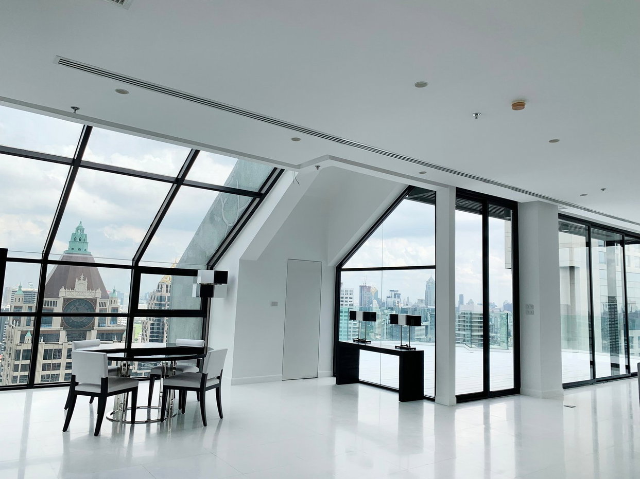 picture LTH5070 – Duplex Penthouse Stunning Panoramic view FOR SALE 4 beds 4 baths Size 462 sq.m. near MRT Lumpini ONLY 95 MB - 2/6