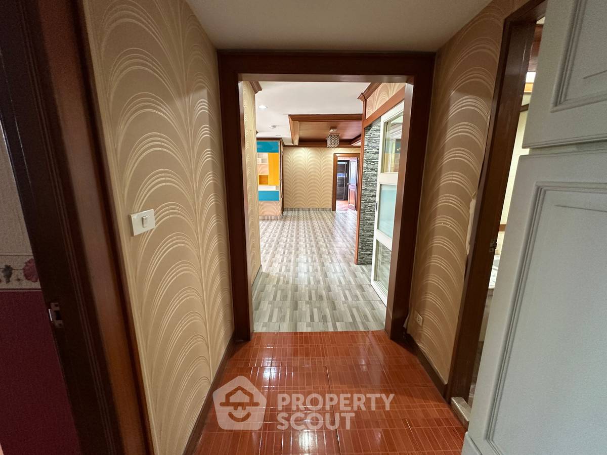 รูป คอนโด 3-ห้องนอน ที่ สี่พระยา ริเวอร์วิว คอนโดมิเนียม ใกล้ MRT หัวลำโพง (ID 2484533) - รูปที่ 15/23