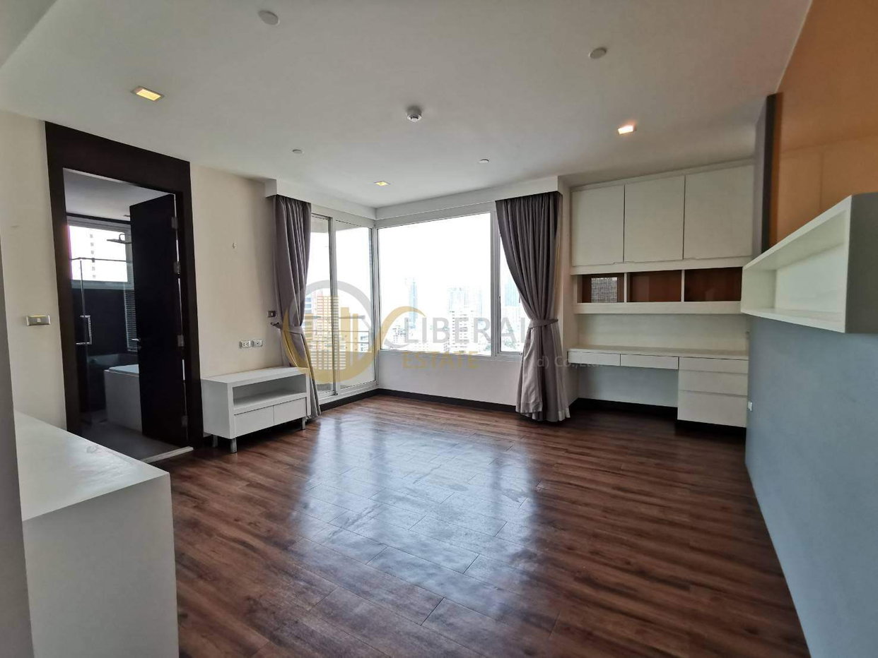รูป LTH3195 – Ideal 24 FOR RENT 4 beds 4 baths size 322 Sq.M. Nearby BTS Phrom Phong station ONLY 180k/Month - รูปที่ 4/7