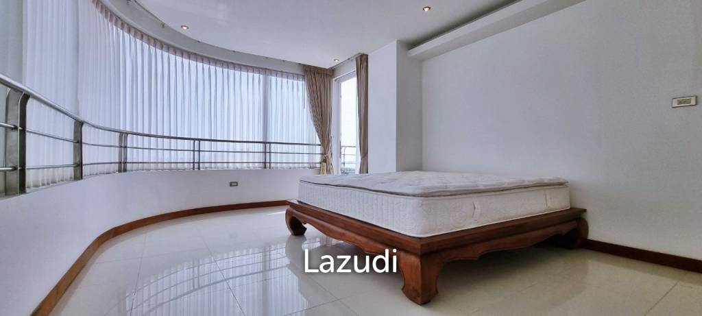 รูป คอนโดหรูริมทะเลพร้อมวิวสวย พื้นที่กว้างขวางที่ La Royale Beach - รูปที่ 9/16