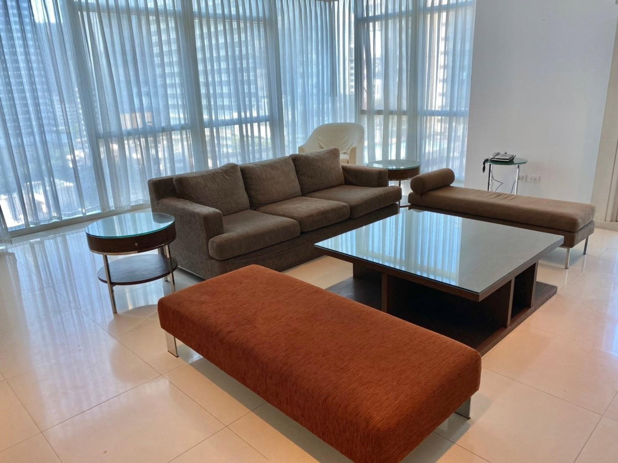 รูป LTH5129 – Athenee Residence FOR RENT 3 beds 3 baths size 189 Sq.M. Nearby BTS Phloen Chit station ONLY 125k/Month - รูปที่ 1/7