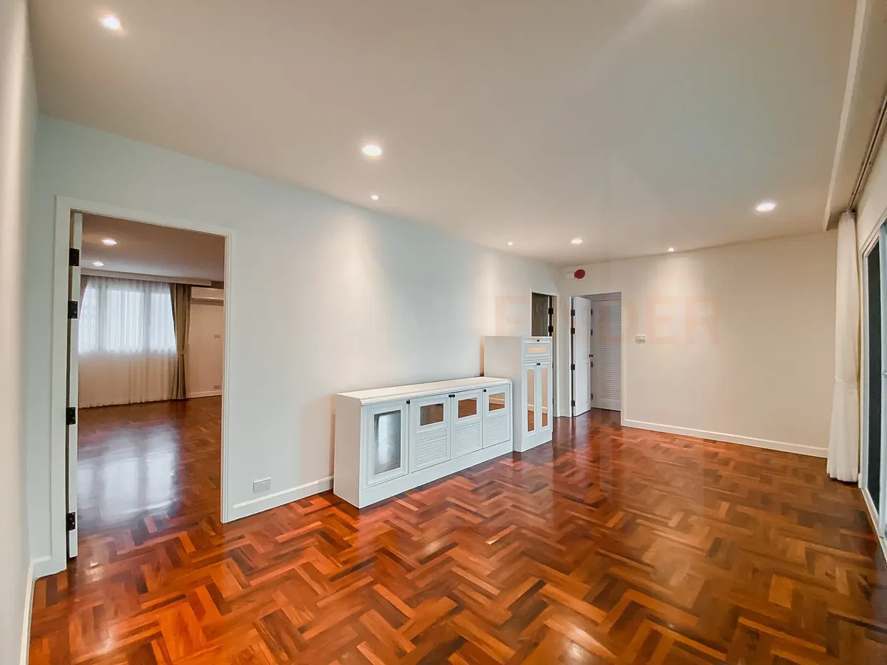 picture The Lanai Private Residence 4 bedrooms, for rent - 25/29