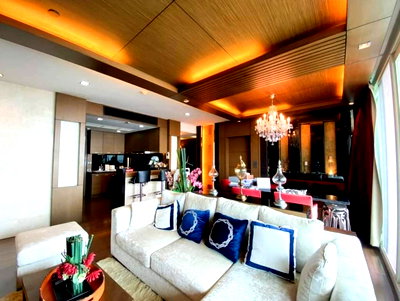 คอนโดให้เช่า : LTH4557 – Watermark Chaophraya FOR RENT 3 beds 3 baths size 146 Sq.M. Nearby BTS Krung Thon Buri station ONLY 90k/Month