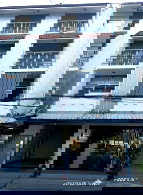 เช่าโฮมออฟฟิศ นครปฐม : ND0363 ให้เช่า อาคารพาณย์ หมู่บ้าน กรีนปาร์คโฮม​ ใกล้มหาวิทยาลัยมหิดล​เเละใกล้สวนพุทธมณฑล