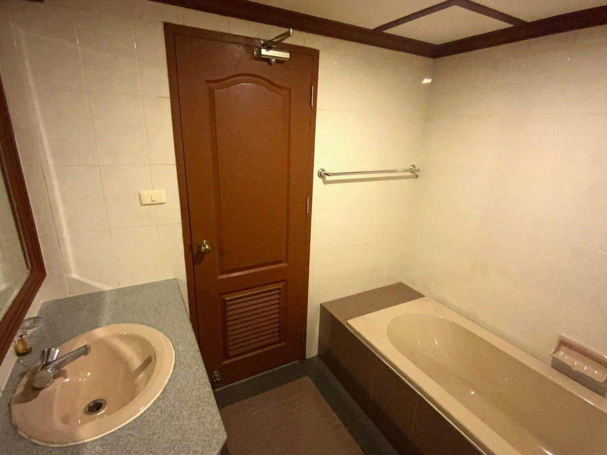 รูป LTH4205 – PM Riverside FOR SALE 3 beds 4 baths size 276 Sq.M. Nearby BTS Chong Nonsi station ONLY 27 MB - รูปที่ 6/6