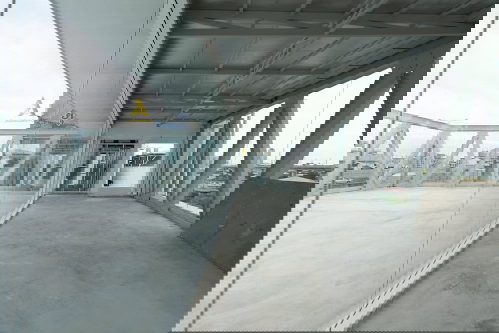 รูป ให้เช่าตึก 6 ชั้นรวมดาดฟ้า พื้นที่ 1,500 ตรม.จอดรถ 20 คัน ย่านพระราม 9  - รูปที่ 3/8