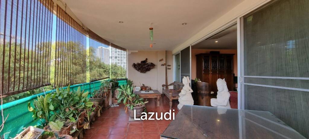 picture 1 Bed 1 Bath 203 SQ.M Executive Residence IV - 1/22