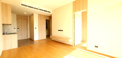 ขายคอนโด : LTH4631 – Siamese Exclusive Sukhumvit 42 FOR SALE 2 beds 1 bath size 50.76 Sq.M. Nearby BTS Ekkamai station ONLY 11.62 MB