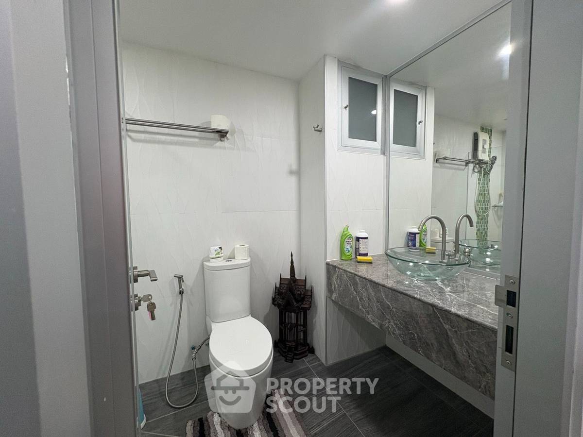 picture 5-BR Condo at Thara Ruean Kaew in Phlapphla (ID 2112951) - 23/30