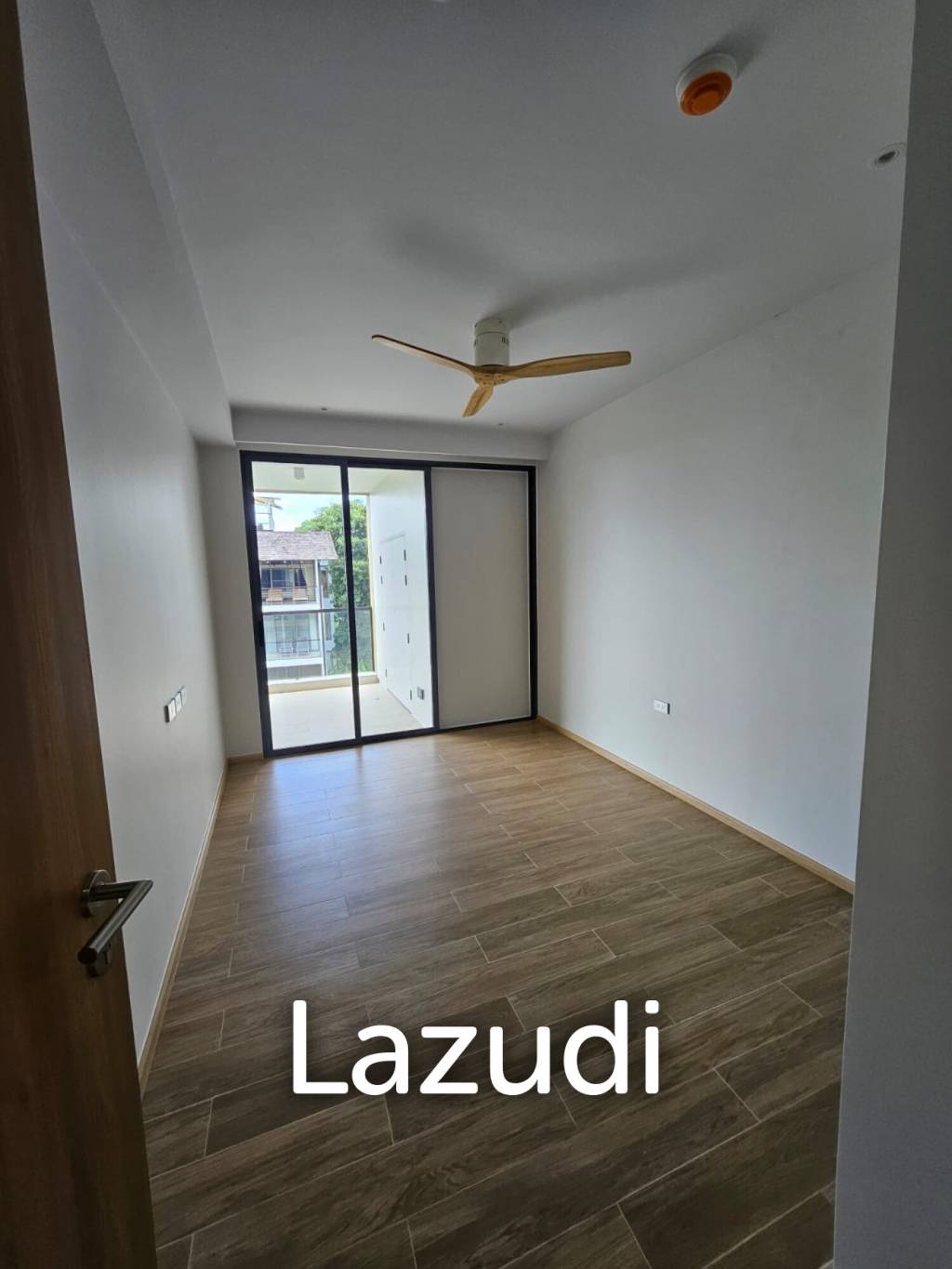2-Bedroom 99 SQ.M Condo For Sale At Laguna Beachside - image 4