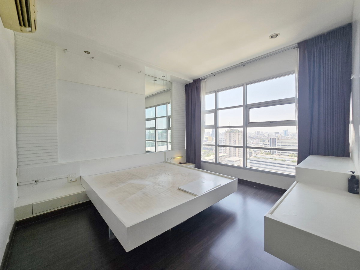 รูป (ขายด่วน) 🏠✨ บ้านกลางกรุง สยาม-ปทุมวัน (Baan Klang Krung Siam–Pathumwan) | ขายคอนโด 2 ห้องนอน ห้องใหญ่ ทำเลทอง เดินทางสะดวก (HBH-ST-242) - รูปที่ 18/21