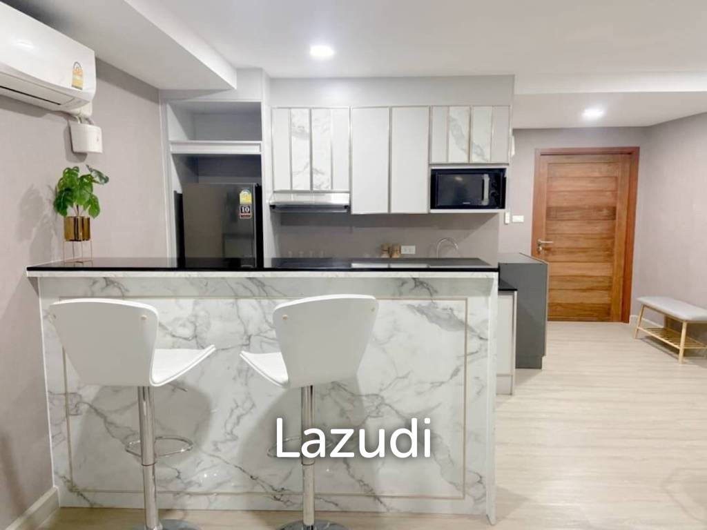 picture 1 Bed 1 Bath 50 SQ.M Grand View Condo - 5/10