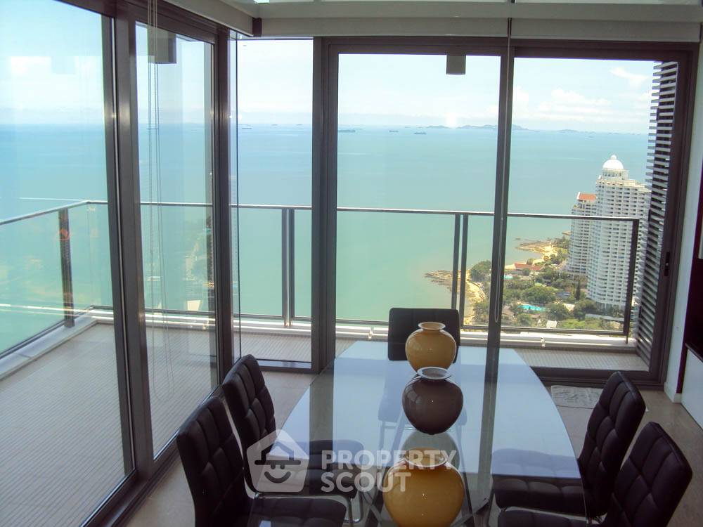 picture 3-BR Condo at Duplex close to Phratamnak (ID 995605) - 25/34
